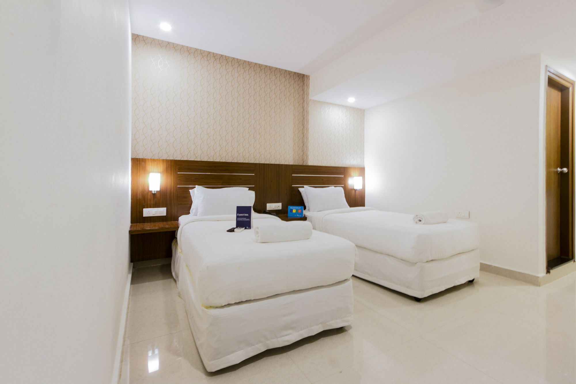 Fabhotel Grand Continent Jp Nagar Bangalore Exterior photo